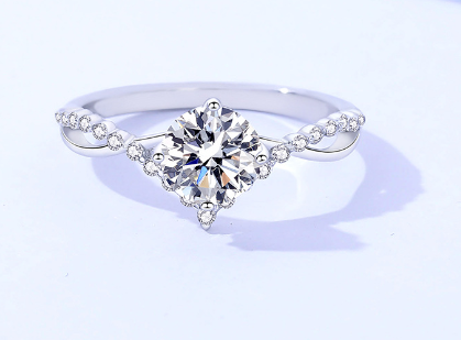 Affordable Luxury Style 925 Sterling Silver Moissanite Ring